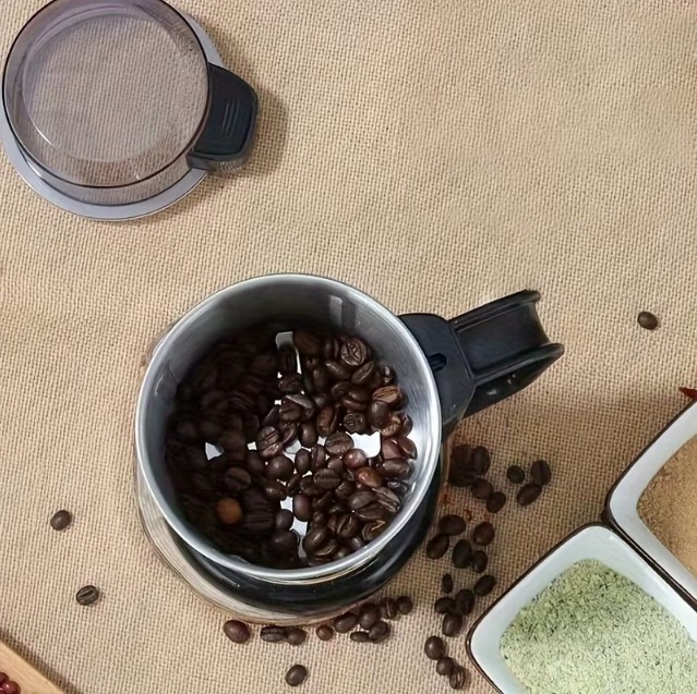 Food Grinder/ Coffee Grinder High Power Multifunctional Electric Stainless Steel Food GrinderElectric Mini Spice Grinder Add 6 Blades, Stainless Steel Grinding Fine Powder for All Kinds of Grains, Condiments, Coffee Beans - Image 3